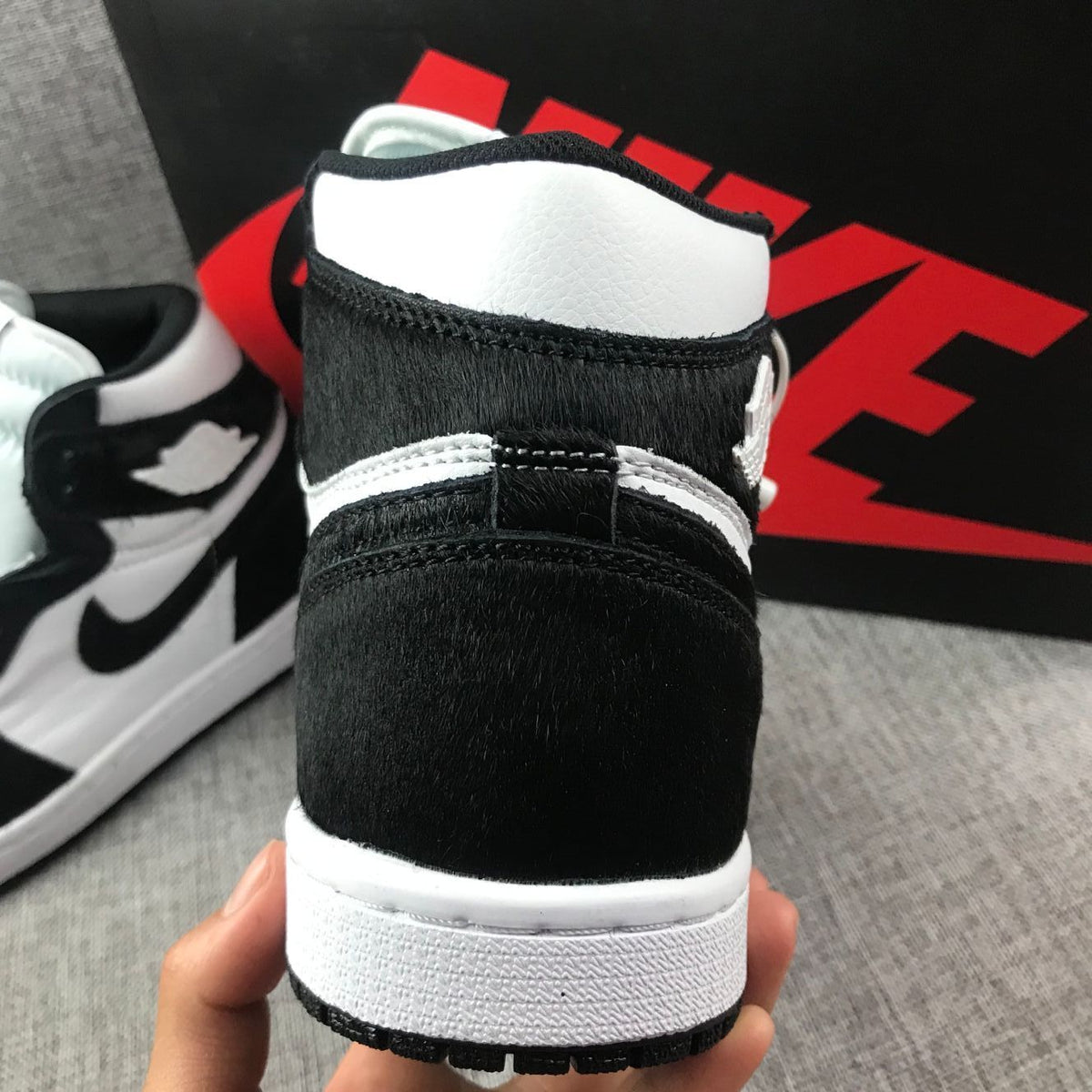 Air Jordan 1 Mid Black White Concord Style AJ1 Classic