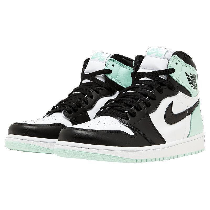 Men's Jordan 1 Retro High OG Basketball Shoes