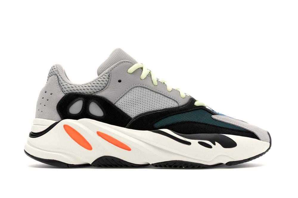 YZ Boost 700 Wave Runner Solid Grey