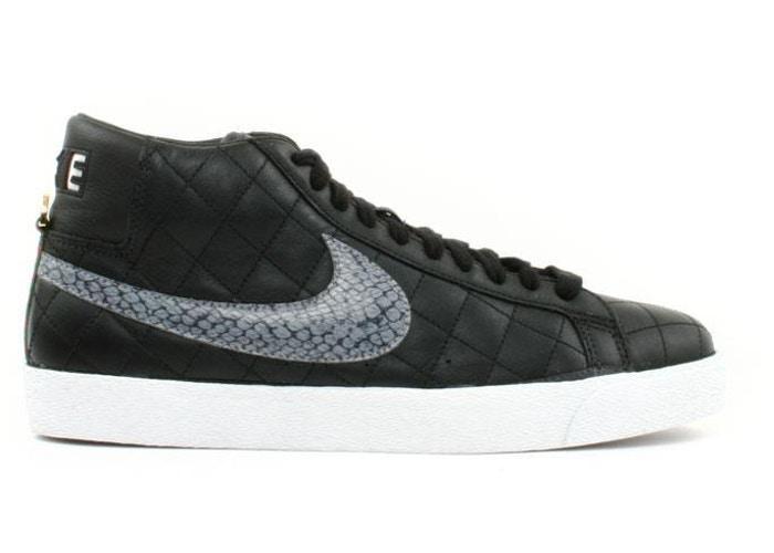 SB Blazer Supreme Black (2006)