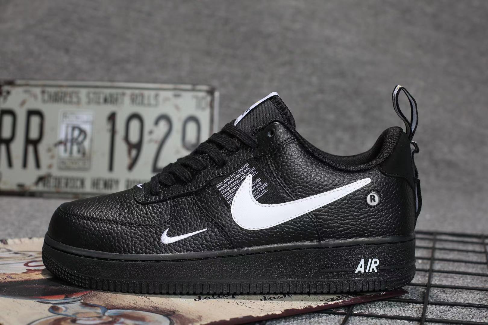 Air Force 1 07 Ultility Black AF1