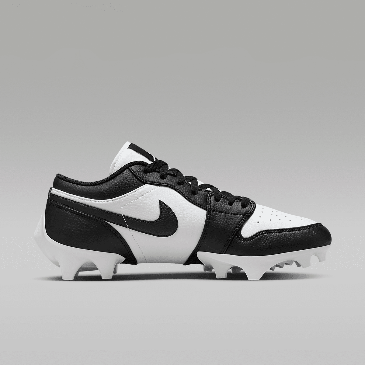 1 Low TD Men's Football Cleat