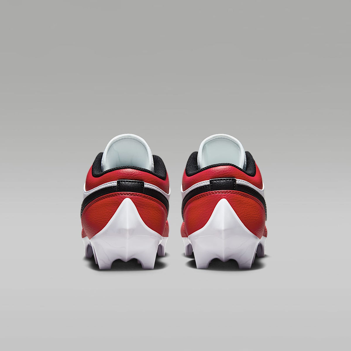 1 Low TD Men's Football Cleat