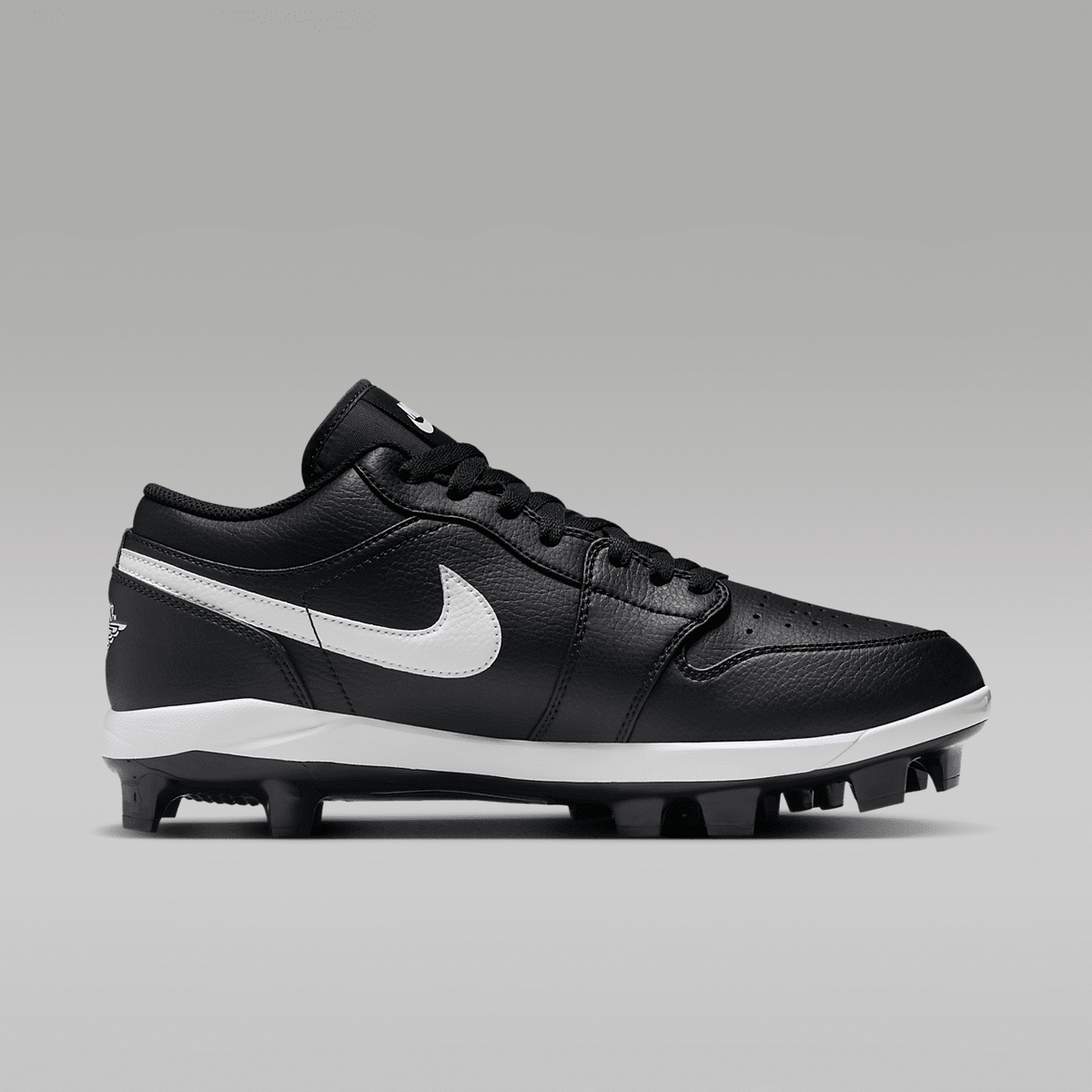 1 Retro MCS Low Men's Baseball Cleats