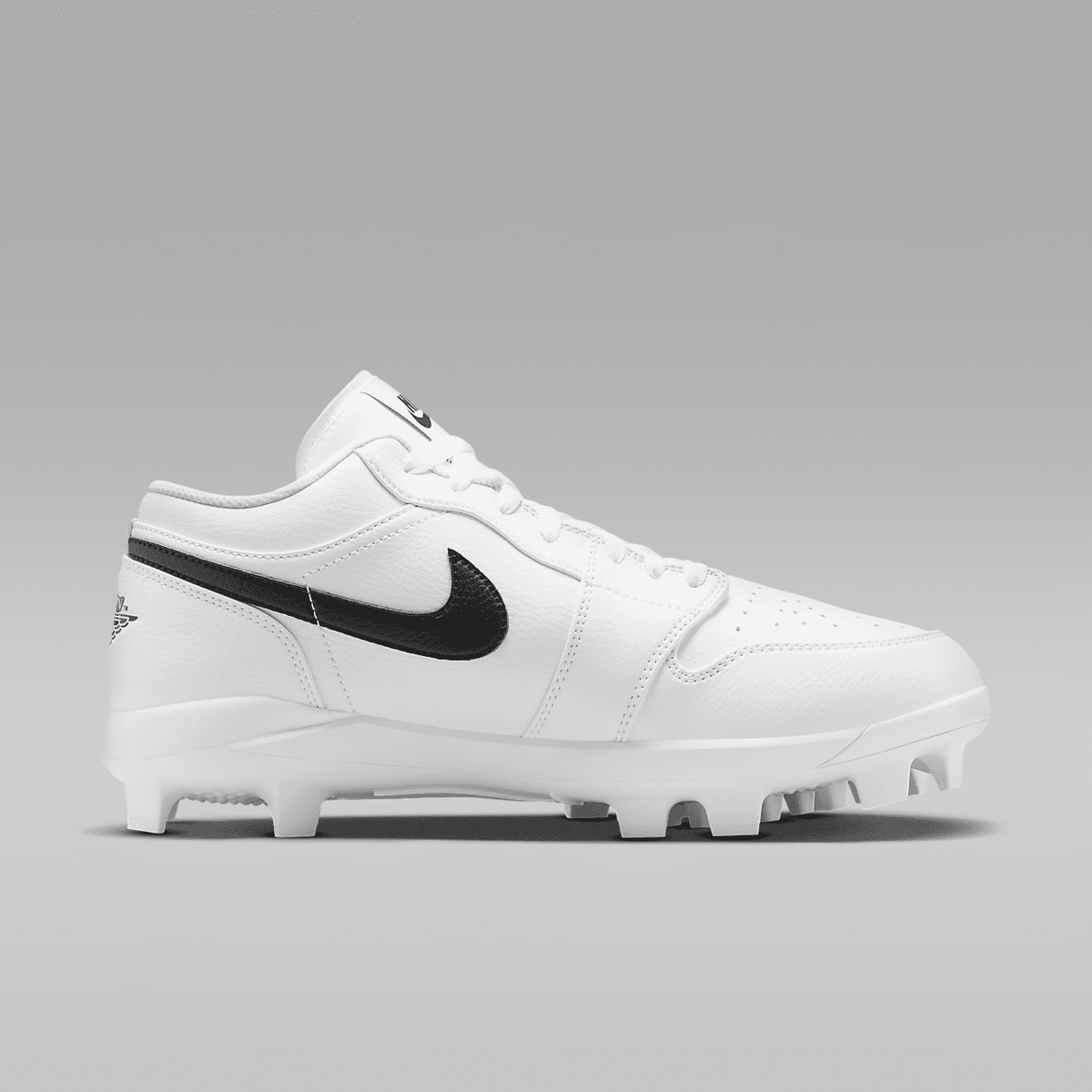 1 Retro MCS Low Men's Baseball Cleats