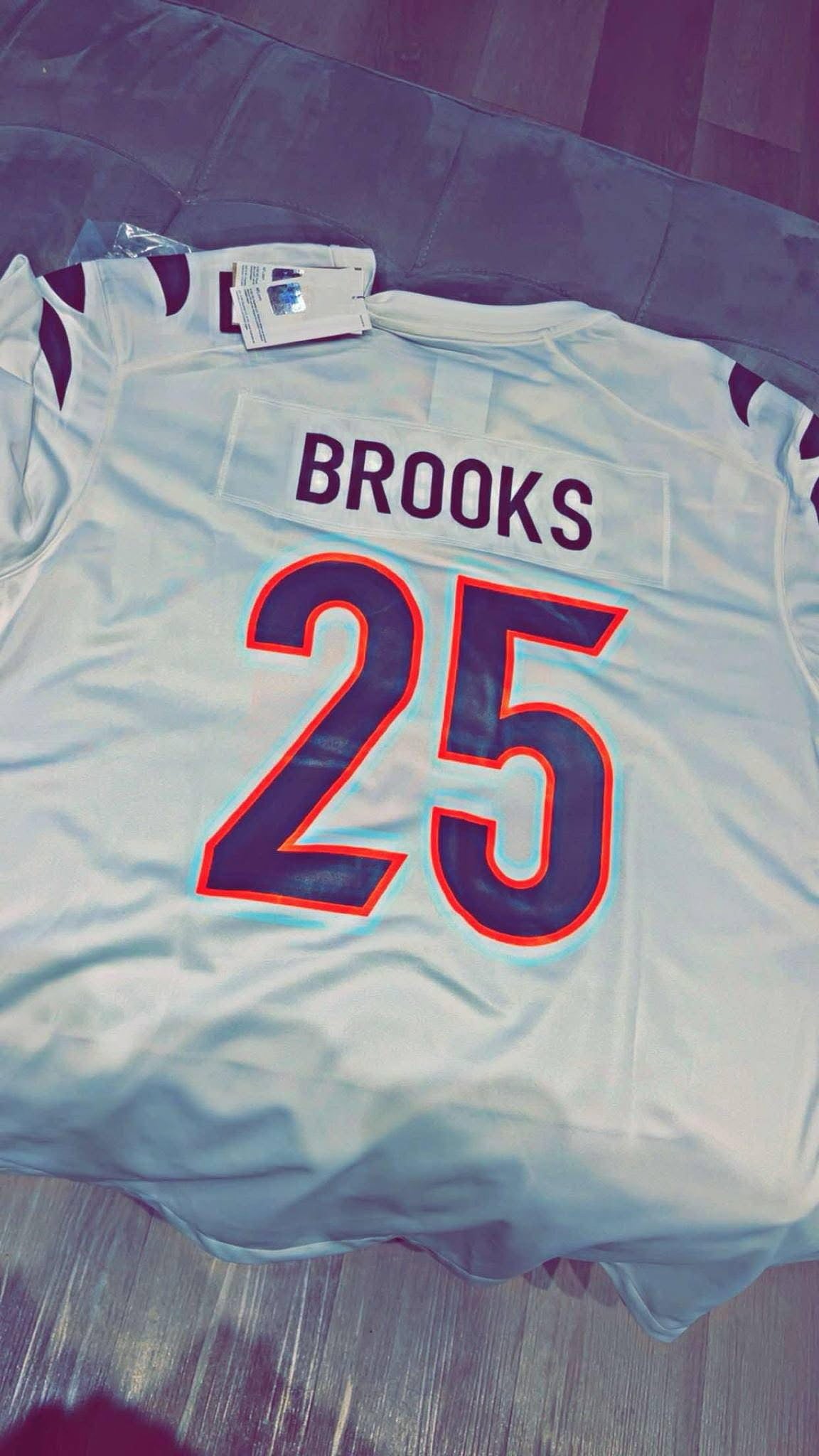 Custom Men’s Cincinnati Bengals #25 Tahj Brooks White Jersey