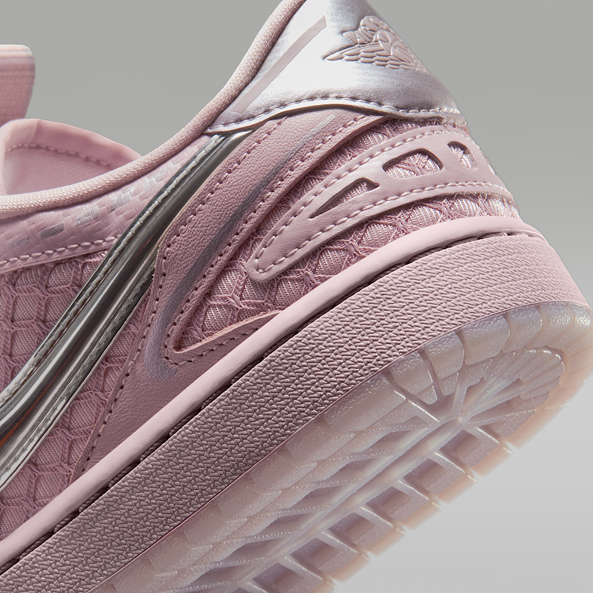 1 Low Method of Make Women's Shoes