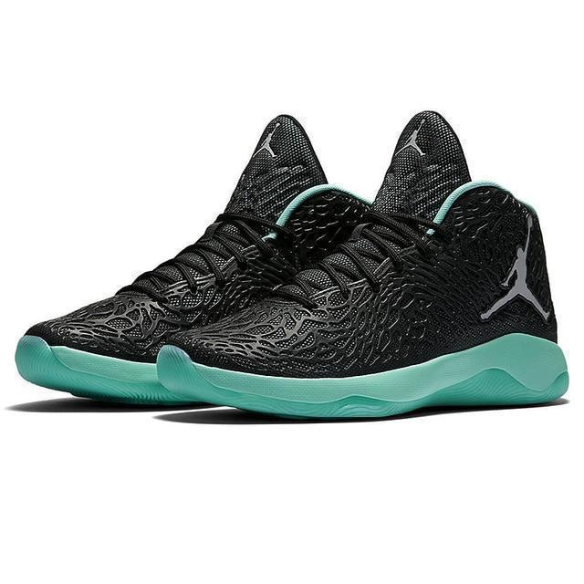 Men's Ultra Fly Butler Basketball Shoes