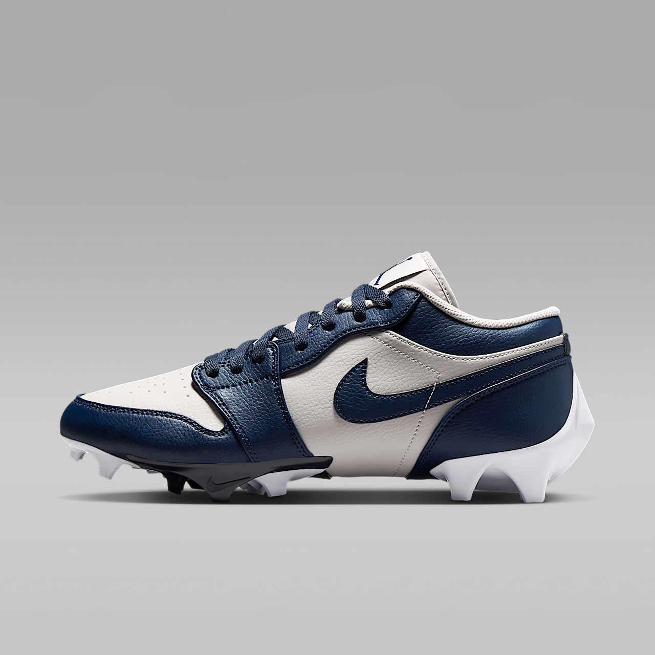 1 Low TD Men's Football Cleat