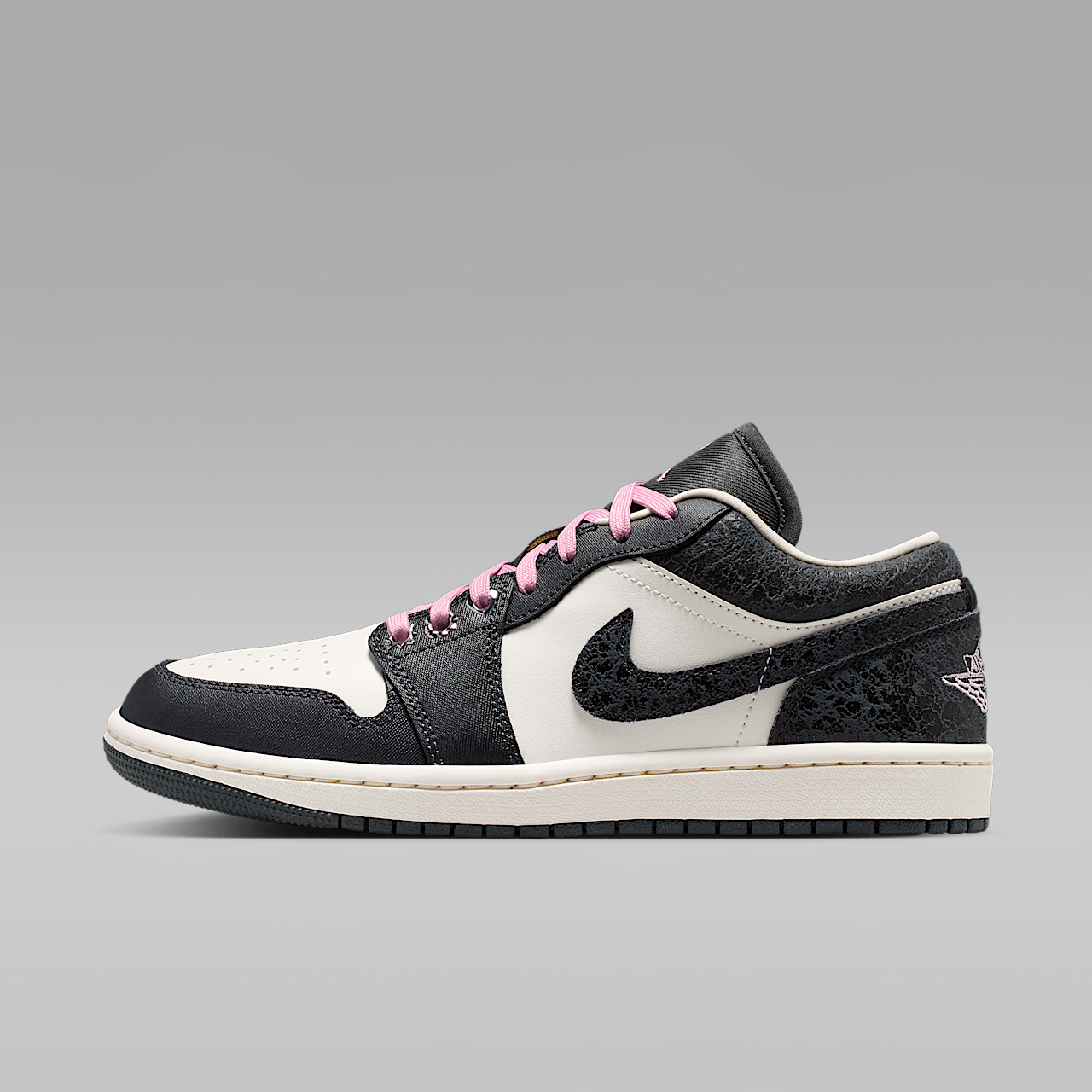 Air 1 Low SE Women's Shoes