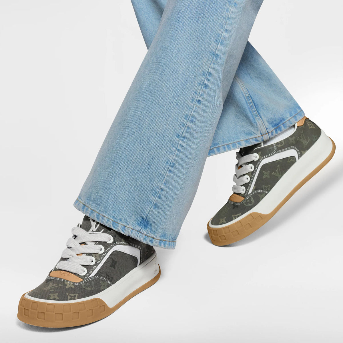 Men's LV Tilted Sneaker