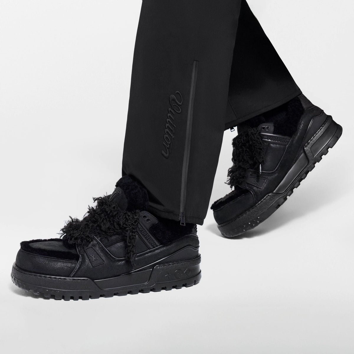 Men's LV Trainer Maxi Sneaker