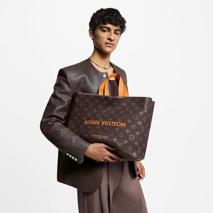 Men's Shopper Tote MM Monogram Calf Leather