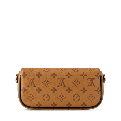 Women's Wallet On Chain Ivy Monogram Reverse Canvas Chain Wallet