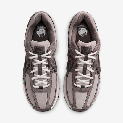 Zoom Vomero 5 SE Men's Sneakers Leather Suede College Grey